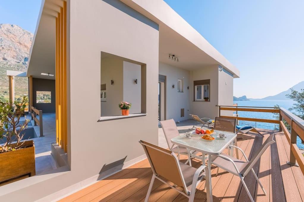 Sunset Dreams Spyros Apartment Skaliá Екстериор снимка